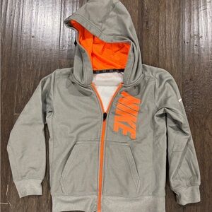 Nike Kids Hoodie in Gray with Orange Accents Kid 5-6